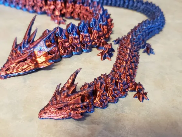 Articulowany model smoka z PLA — wydruk 3D print-in-place bez podpór